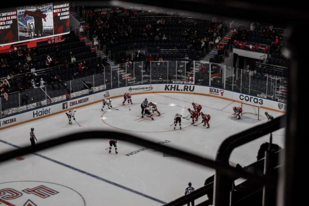 photo-1614708349046-ce2d71292282
