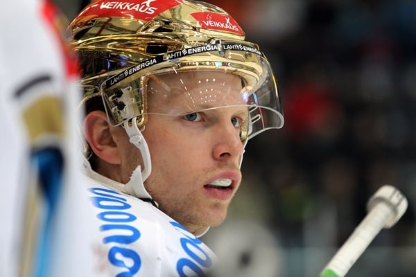 www.suomikiekko.com